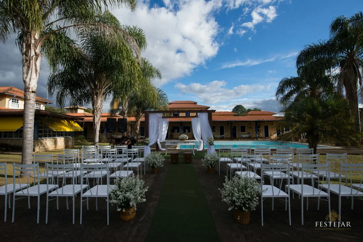 pousada-eventos-decoracao_externa_piscina.jpeg