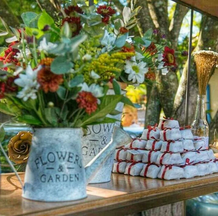 pousada-eventos-decoracao_flores.jpeg