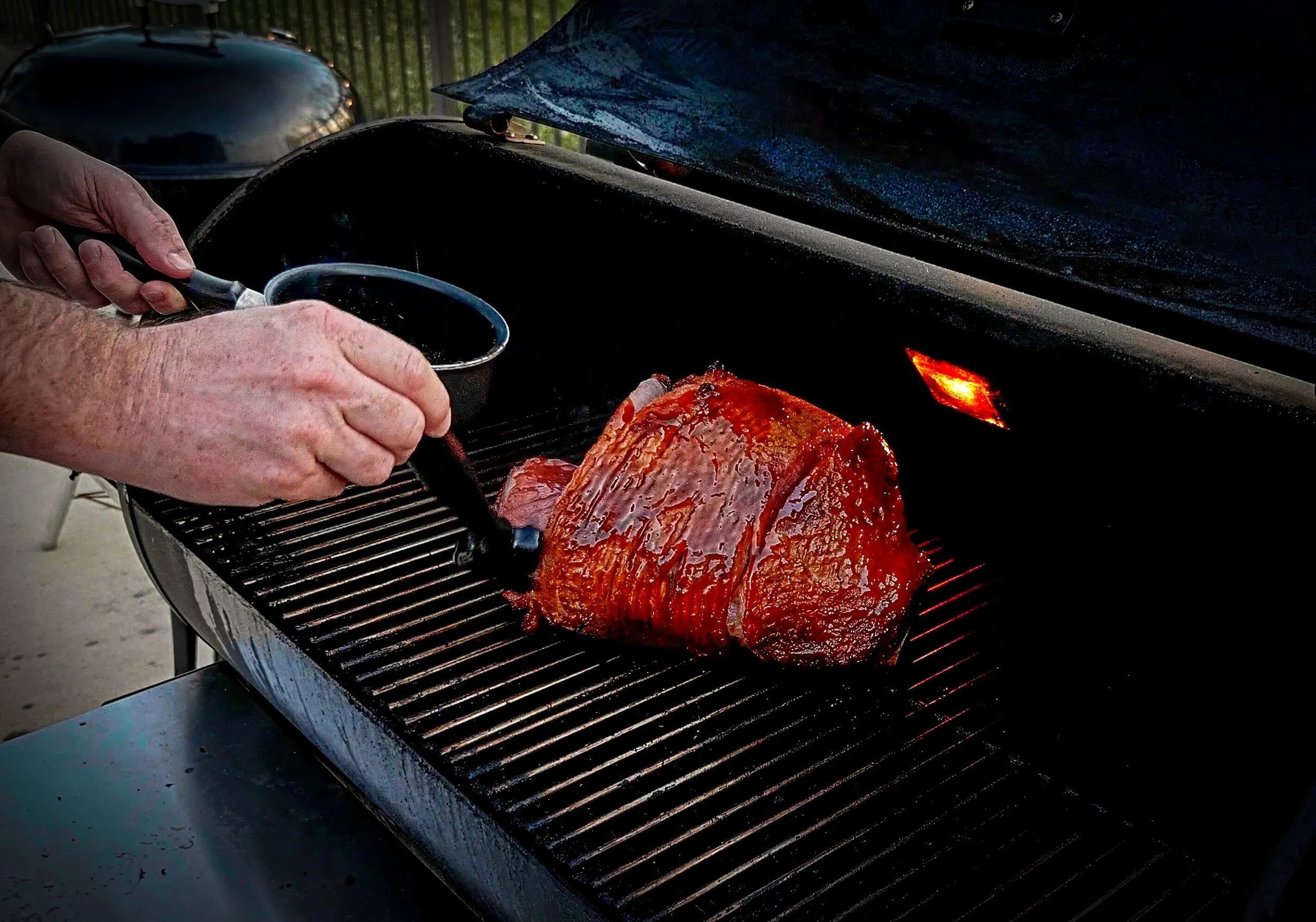 π₯ Whiskey Glazed Spiral Ham β A Backyard BBQ Showstopper