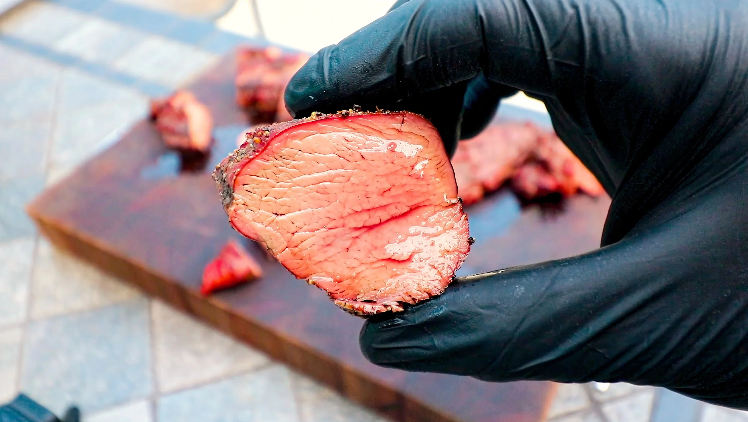 🦌 Smoked Elk Tenderloin Recipe – Fire-Kissed Perfection in the Backyard