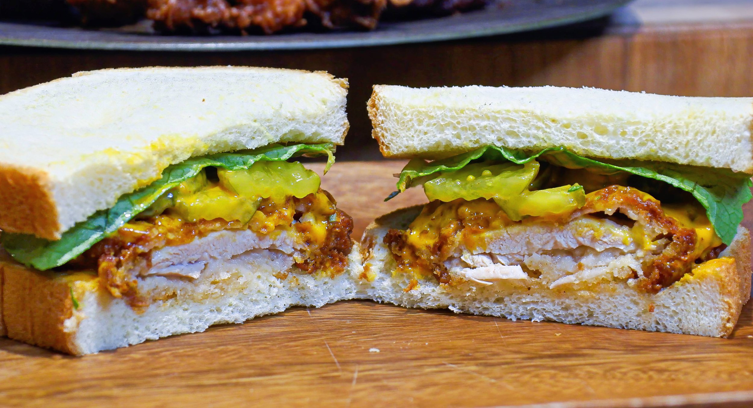Perfectly Fried Backyard Chicken Sandwich: Easy and Delicious Recipe