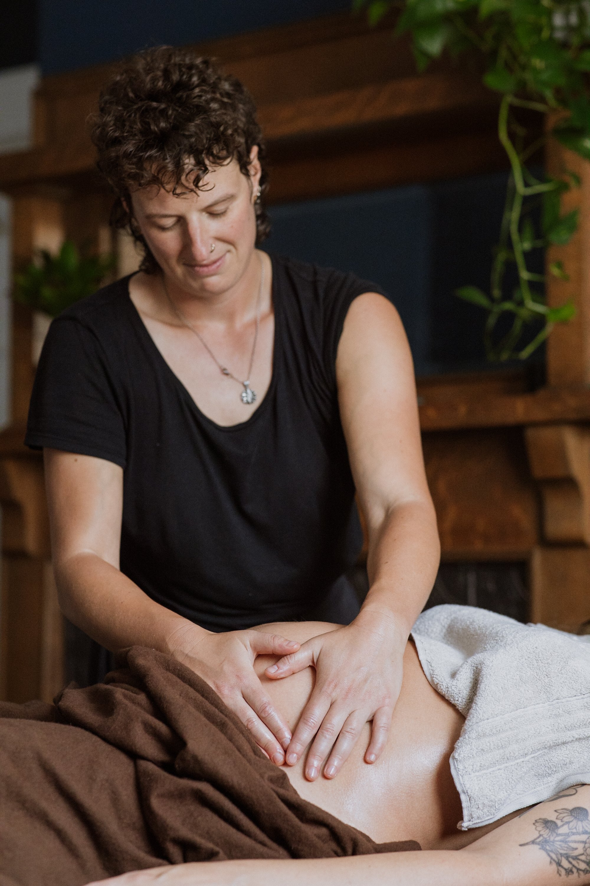 JB-Kate-Massage-77.jpeg