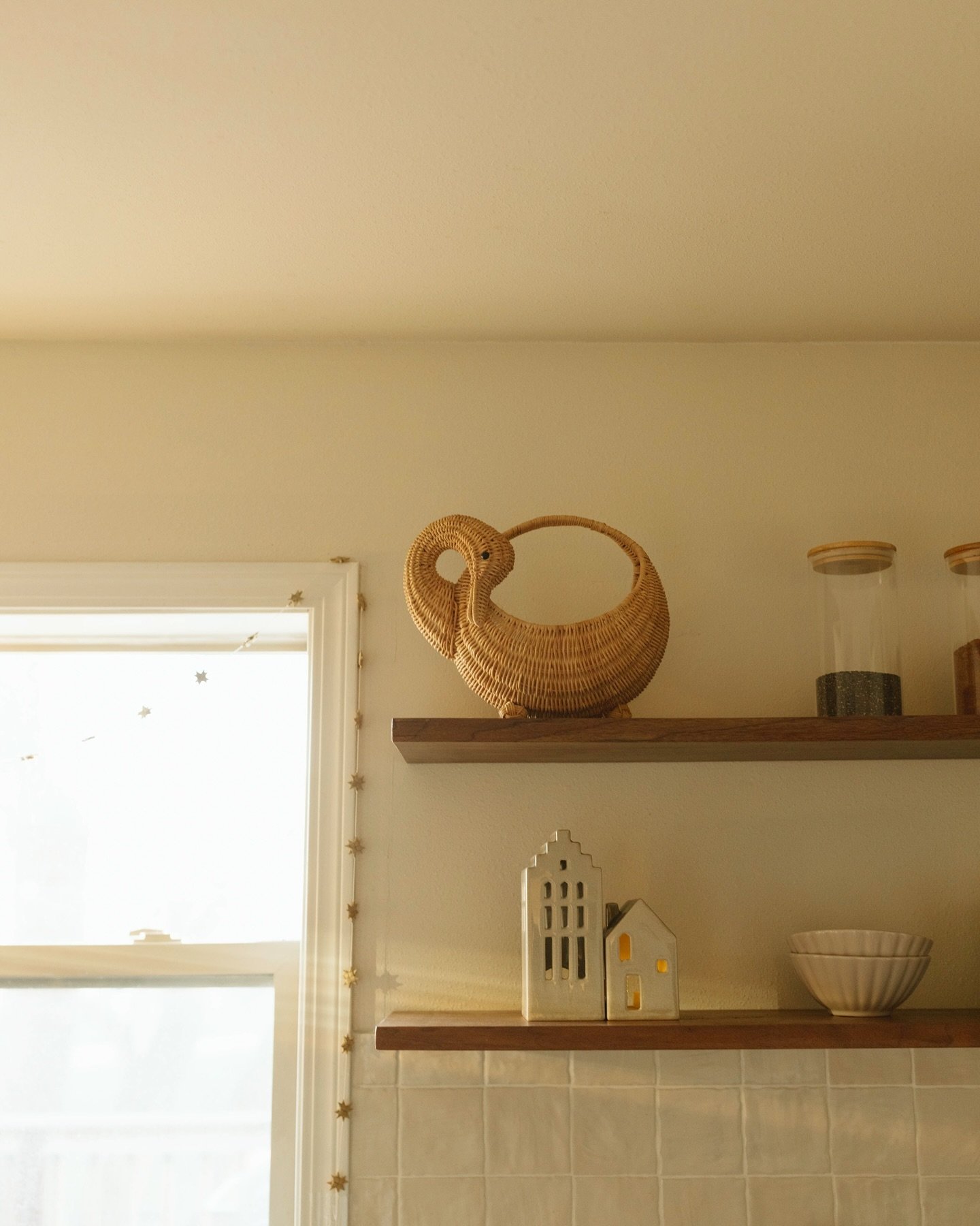 When the light in the kitchen hits just right. ✨