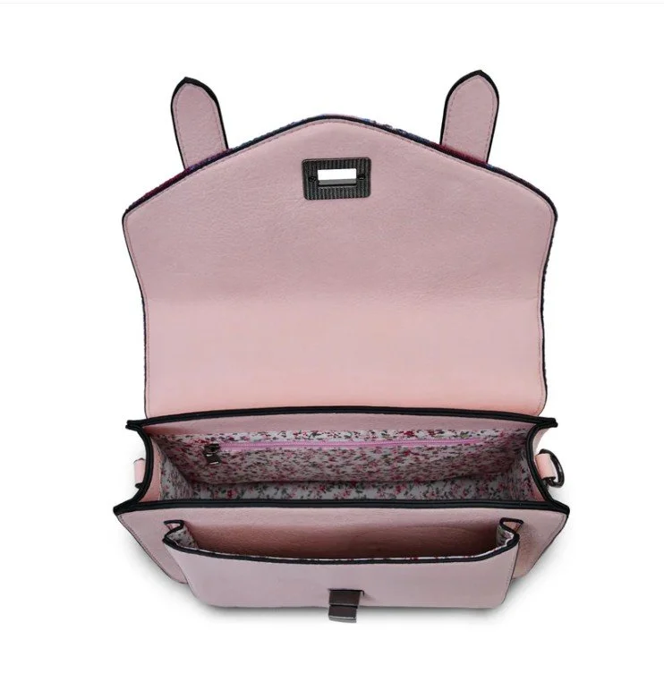 8312 inside.jpg (Copy)