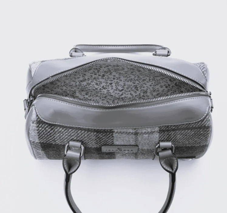 8846CBLTTL00-2 BW.jpg