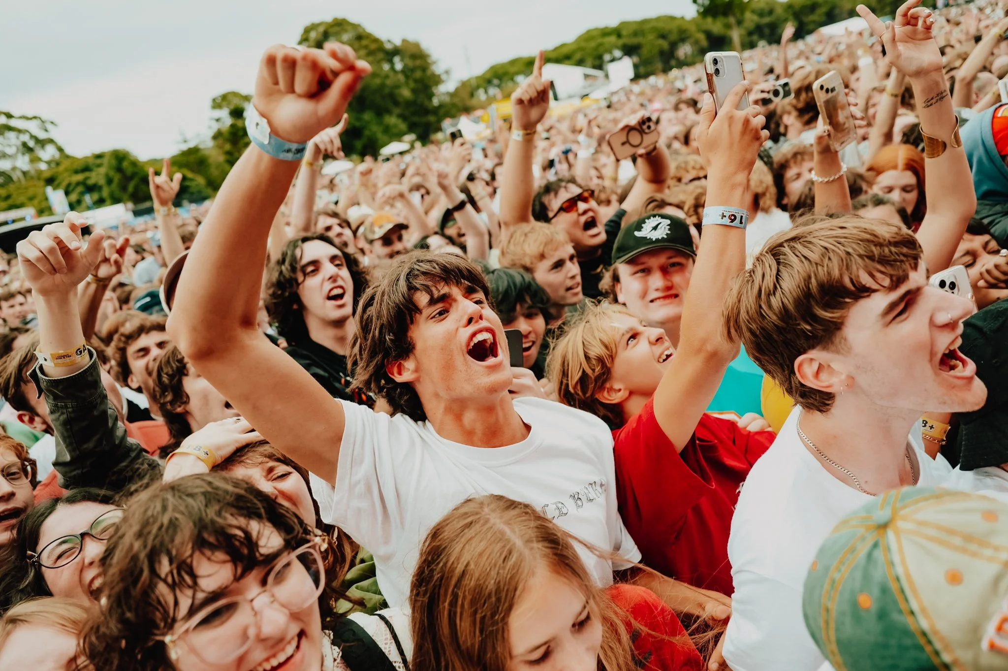 Crowd-LanewaySydney-08022026-GxbrielleMxry-ScreenRes-20.jpg