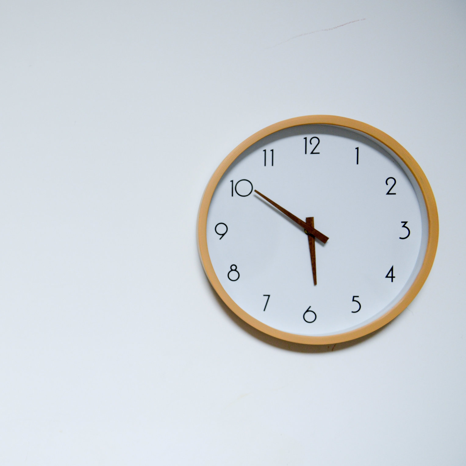 clock - white.jpeg
