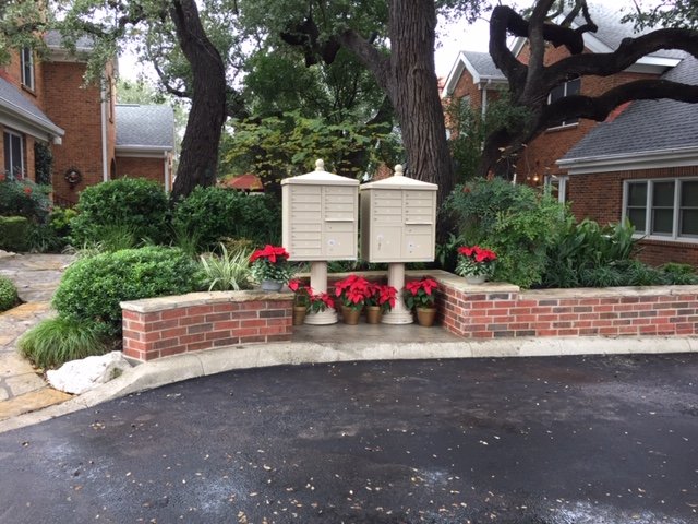 Mail Box Holidays 1.JPG