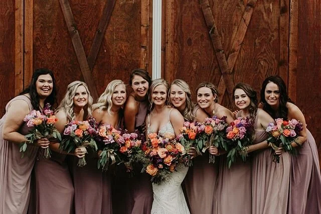 There&rsquo;s nothing like your favorite girls 💕⠀⠀⠀⠀⠀⠀⠀⠀⠀⁣
⁣
Photography: @marcela.jpg ⁣ 
Coordination: @_kellyelynn ⁣
Catering: @daltonsnorthwestcatering 
Treats: @1927smores
MUAH: @ckennedybeauty ⁣ ⁣ ⁣
Florist: @artisticflowerswedding ⁣
⠀⠀⠀⠀⠀⠀⠀⠀⁣
