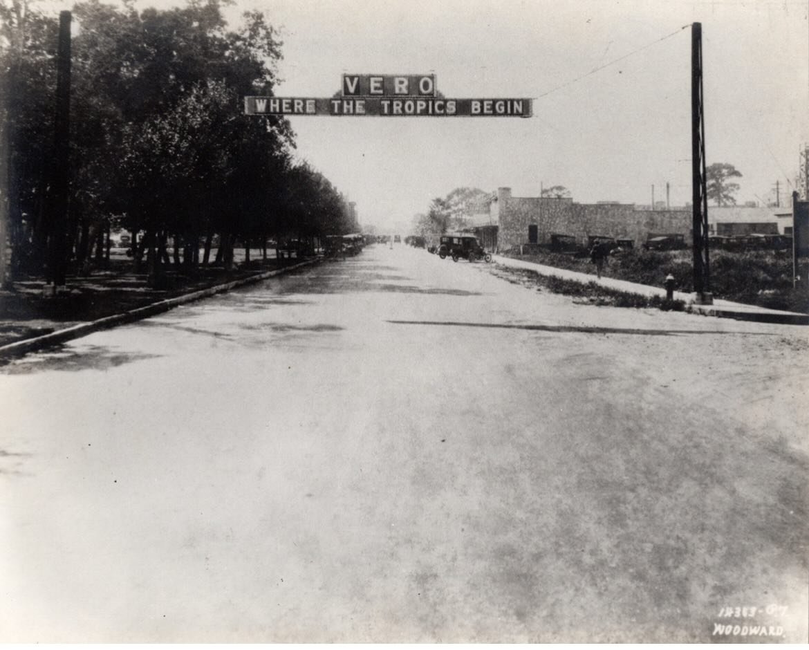 VERO ☀️ where the tropics begin 🌴 #throwbackthursday #mainstreetverobeach #visitindianriver #waldossecretgarden
