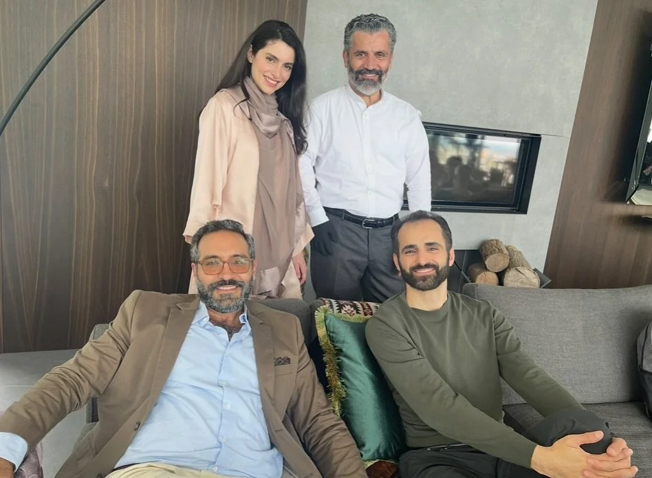 A shout-out to my fellow Terminal List: Dark Wolf Iranian sister and brothers a.k.a. the Koobideh Budapest gang! From England, Germany, Austria, and the US&hellip; such a powerful symbol of how many of us Iranians are spread all over the world.

You 