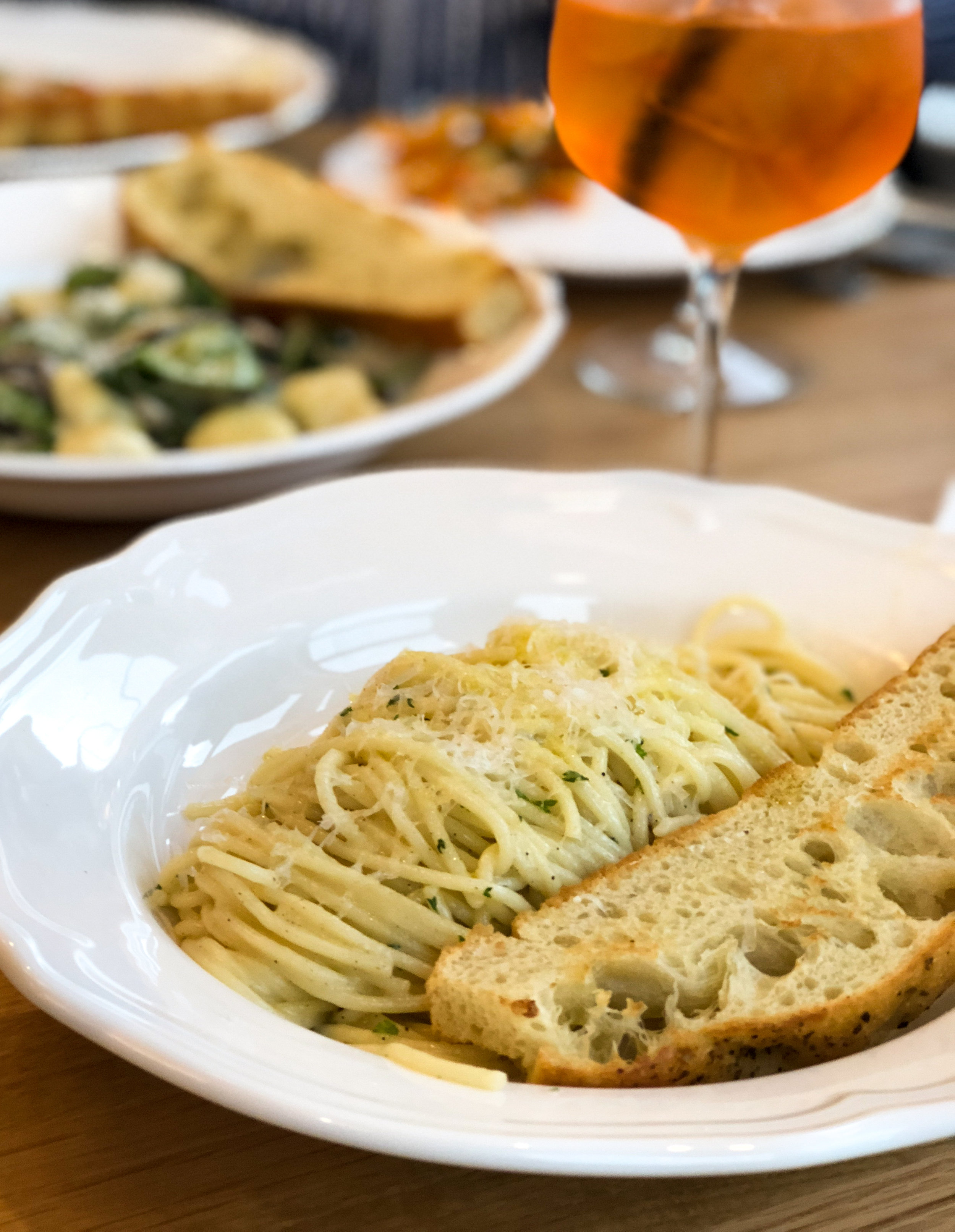 Cacio e pepe.jpg