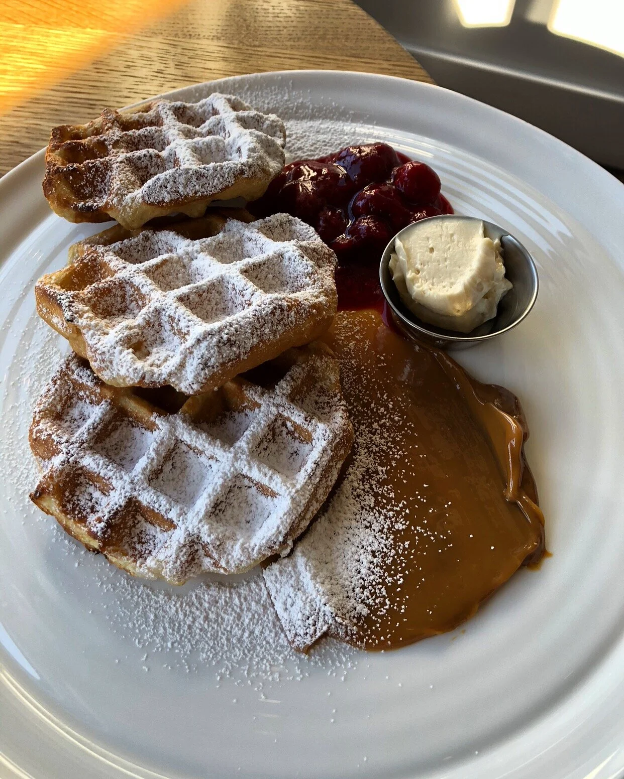 0A126E7F-5A5F-48CA-B85D-561C9429EFE4