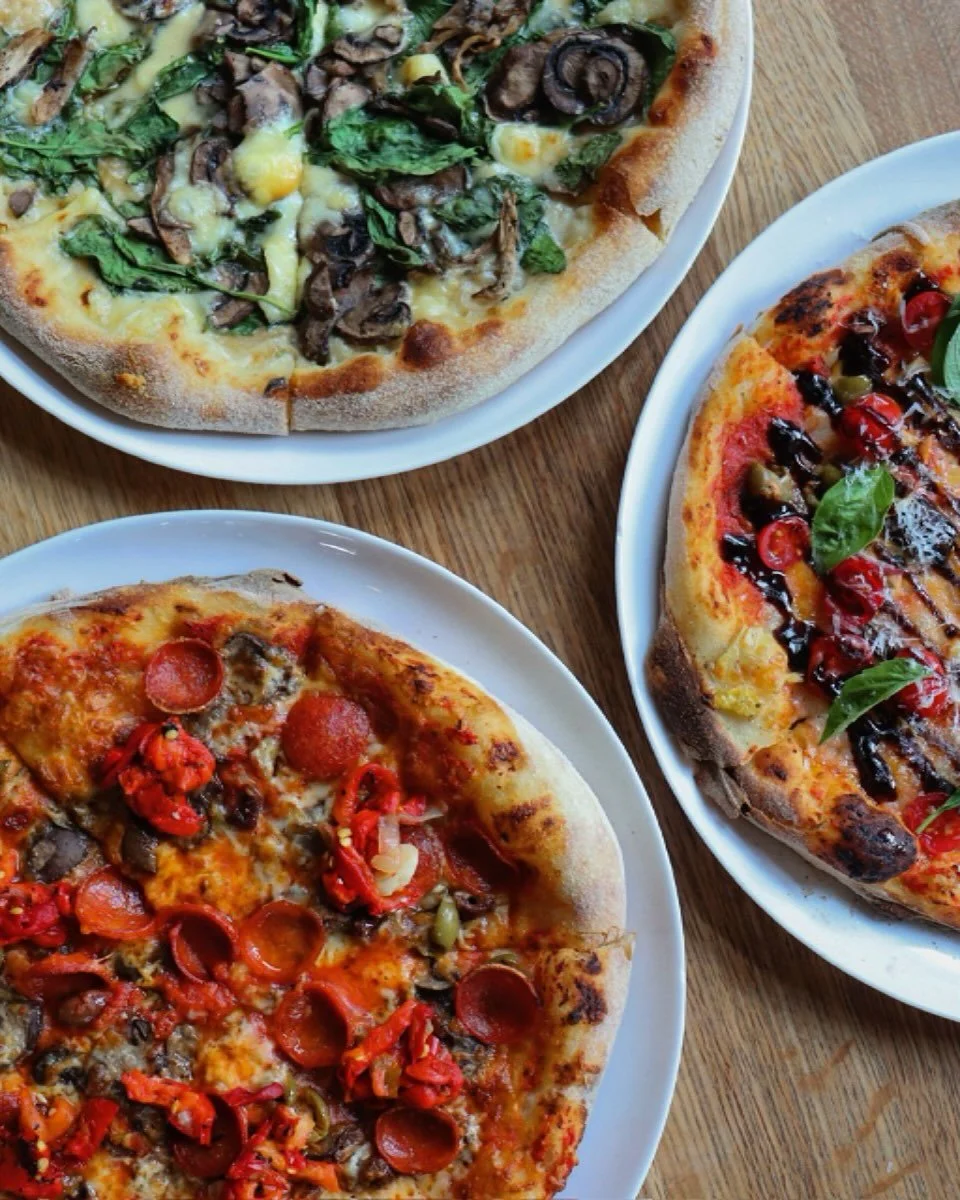 Happy hour runs Tuesday, 4:30-5:30 and Wednesday to Sunday, 2:00-5:00 - pizzas are $5 off! 

Come on down 🍕