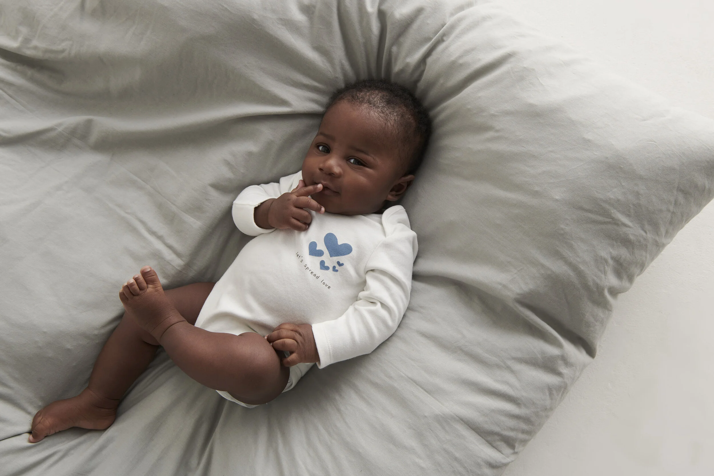 love_long_sleeve_bodysuit_and_pjs_little_love_251.jpg