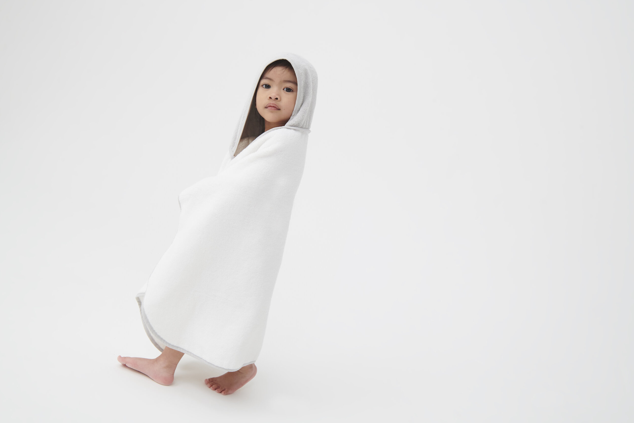 dolphin_hooded_toddler_towel_205.jpg