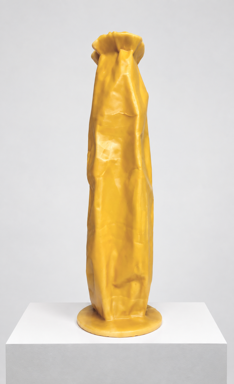 Lola Lely-Vessel_No-19.png