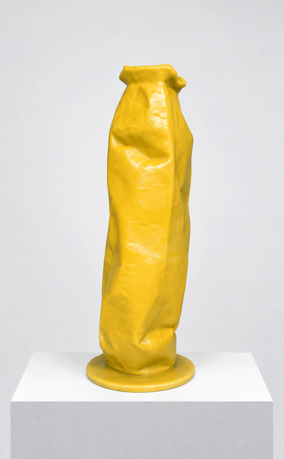 Lola Lely-Vessel_No-08.png