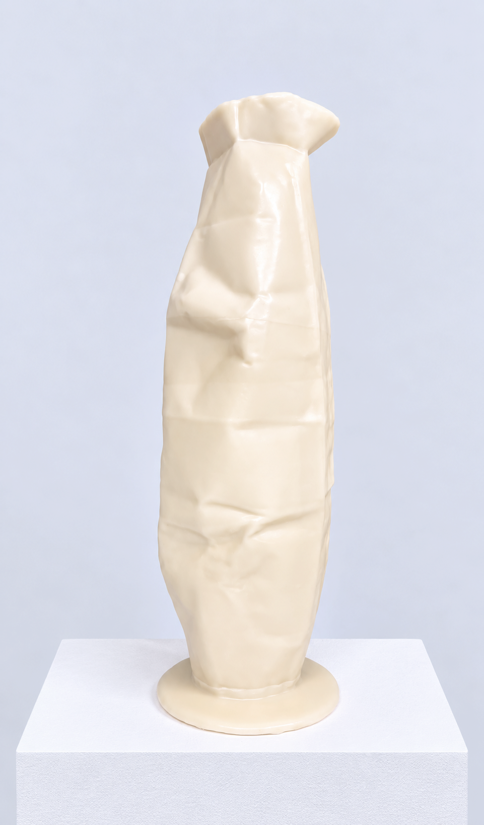Lola Lely-Vessel_No-49.png