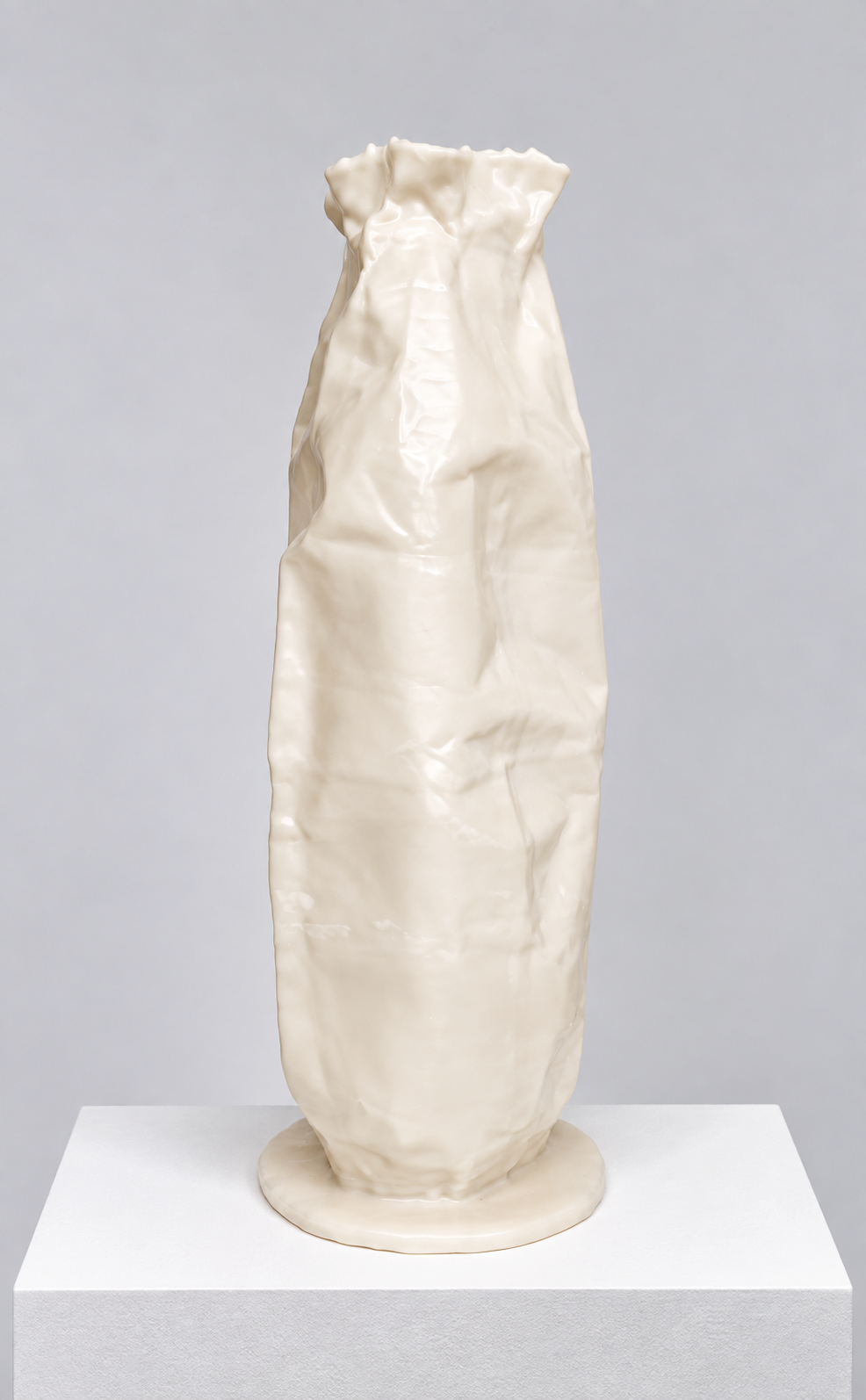 Lola Lely-Vessel_No-03.png