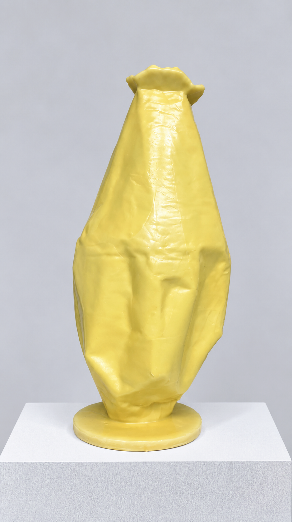 Lola Lely-Vessel_No-04.png