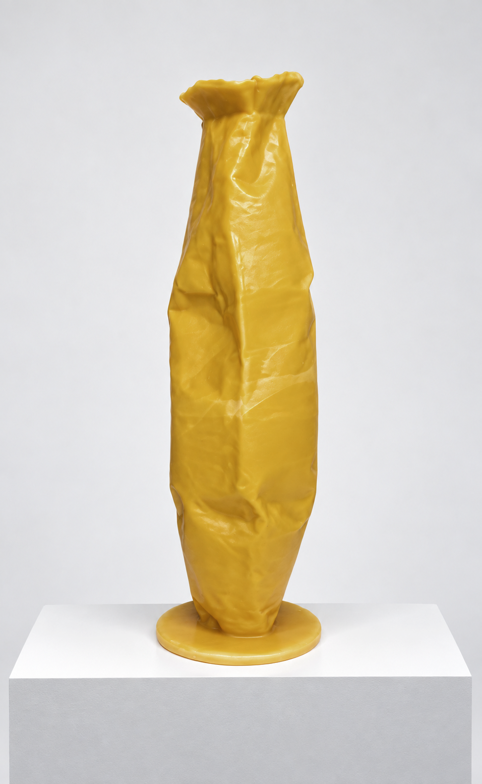 Lola Lely-Vessel_No-21.png