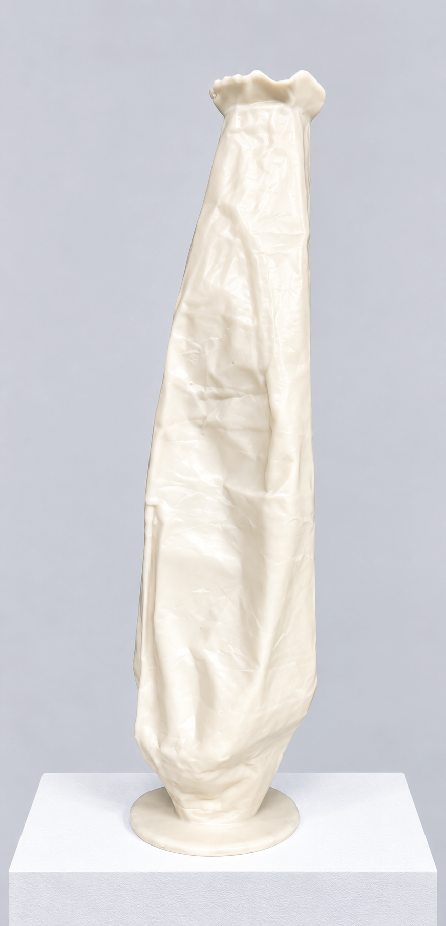 Lola Lely-Vessel_No-26.png