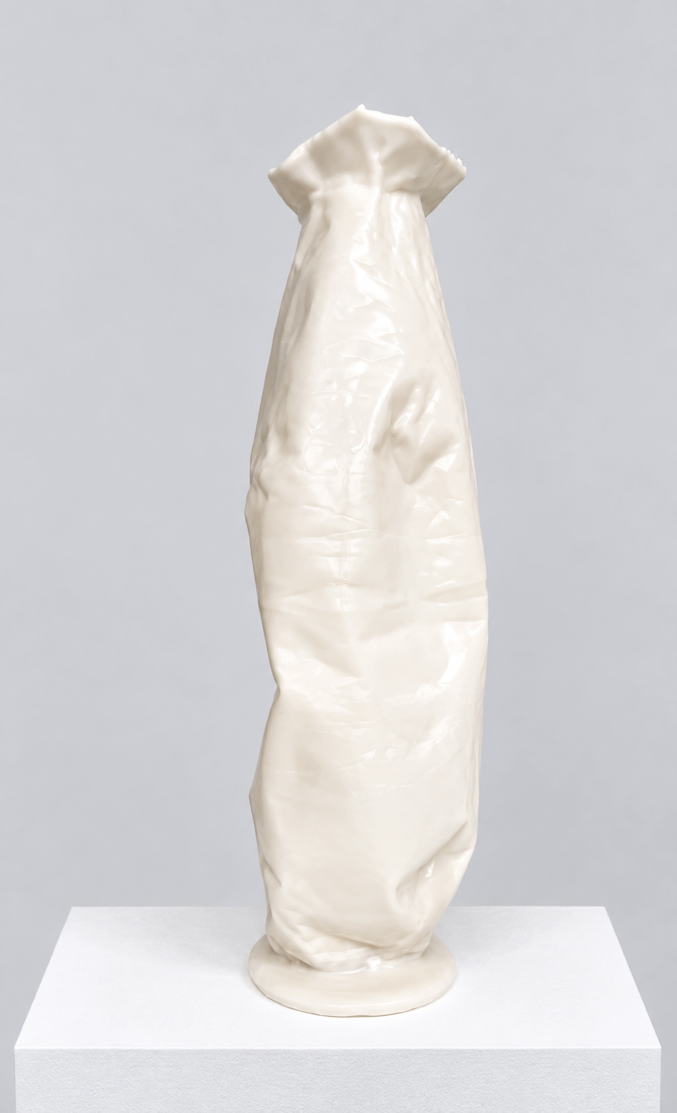 Lola Lely-Vessel_No-22.png