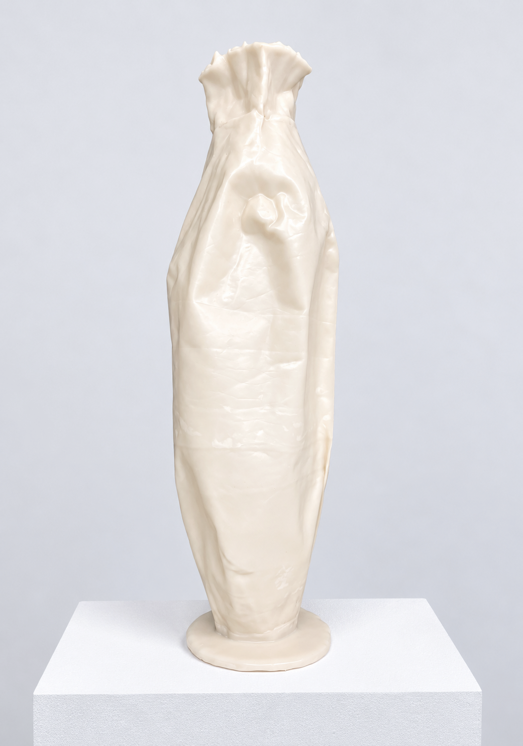 Lola Lely-Vessel_No-36.png
