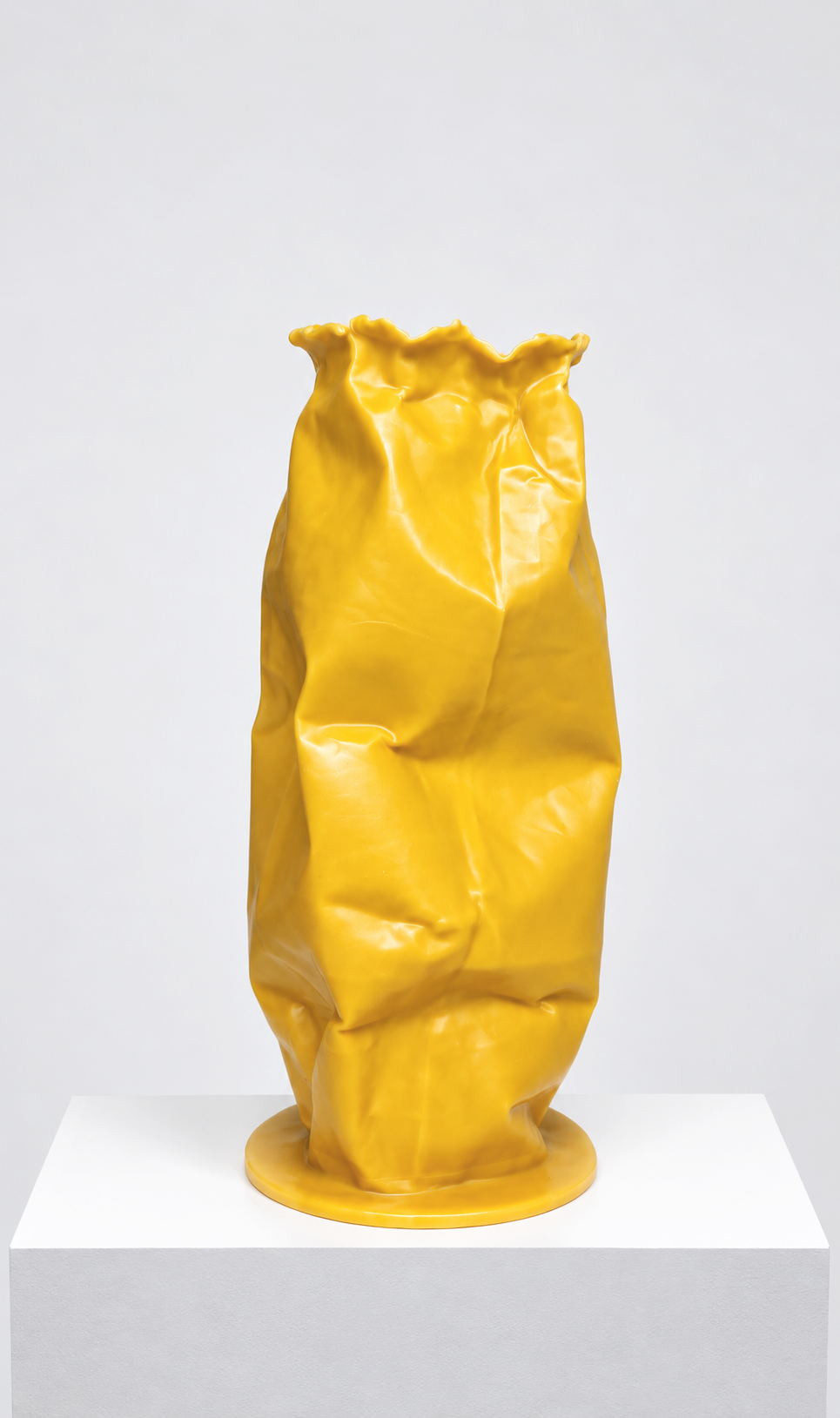 Lola Lely-Vessel_No-10.png
