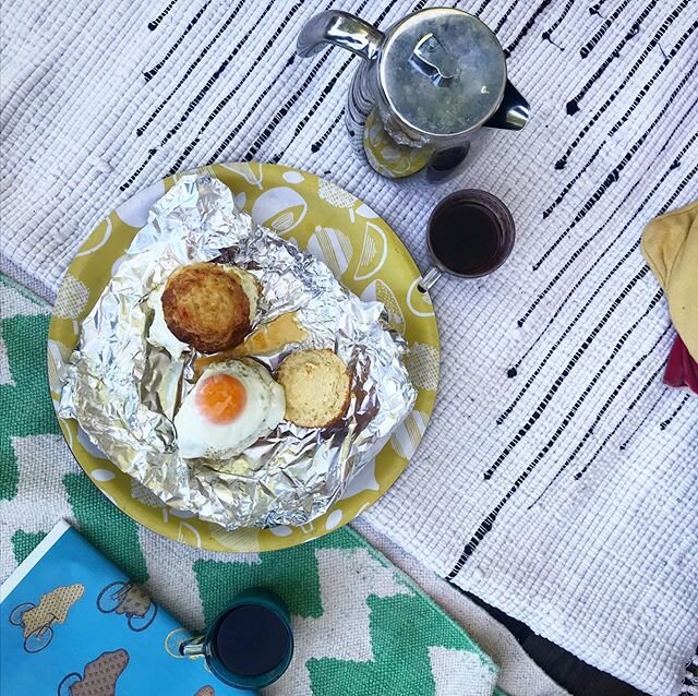 Last night&rsquo;s freezer dive yielded treasure: two @afternoontease cheese scones. A brief journey to the oven (wrapped in foil) and then buttered and topped with avocado and a fried egg. Black coffee. Outside. Happy mornings and simple pleasures w