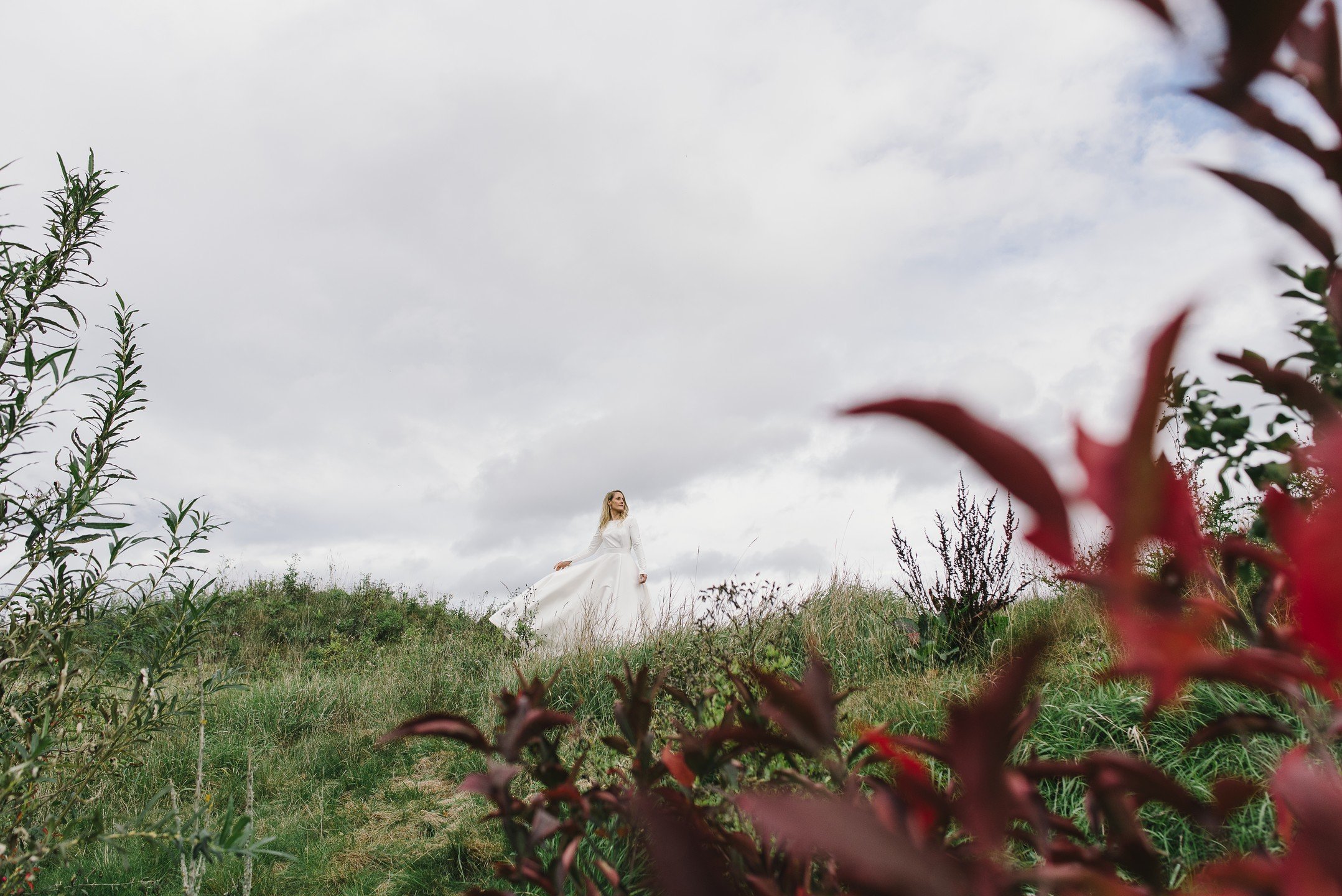 vor zwei jahren diese beauty fotografiert. und diese woche dann den nachwuchs. lieb es meine paare wieder zu sehen und bei den n&auml;chsten gro&szlig;en schritten dabei zu sein.
.
.
&uuml;brigens gibts mehr bilder dieser hochzeit in den highlights. 