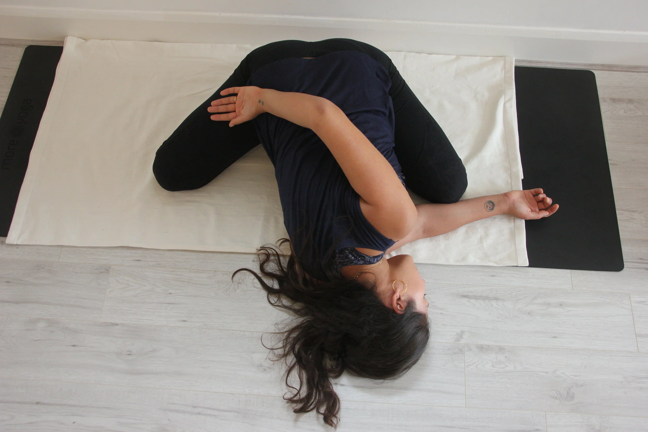 Wide legged child twist 2.jpg