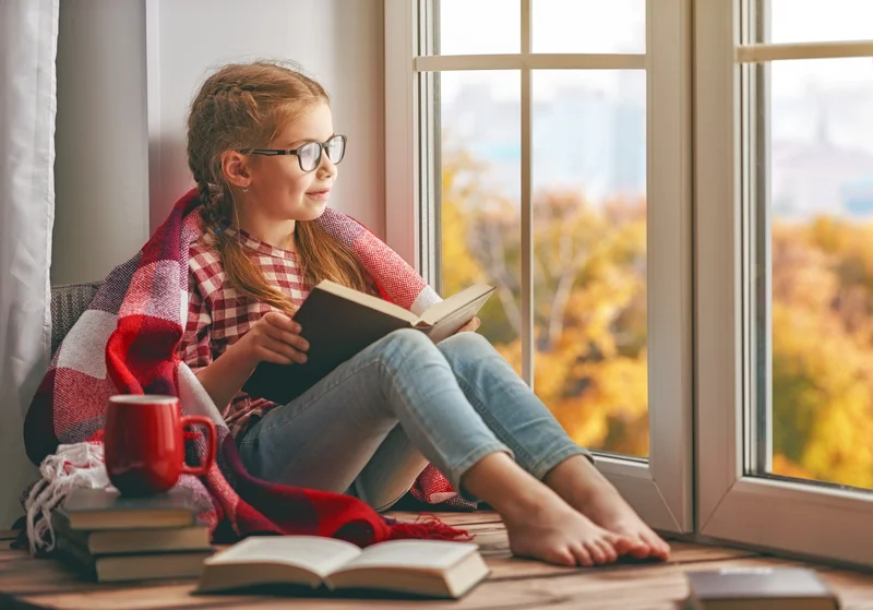 Little girl reading.jpg