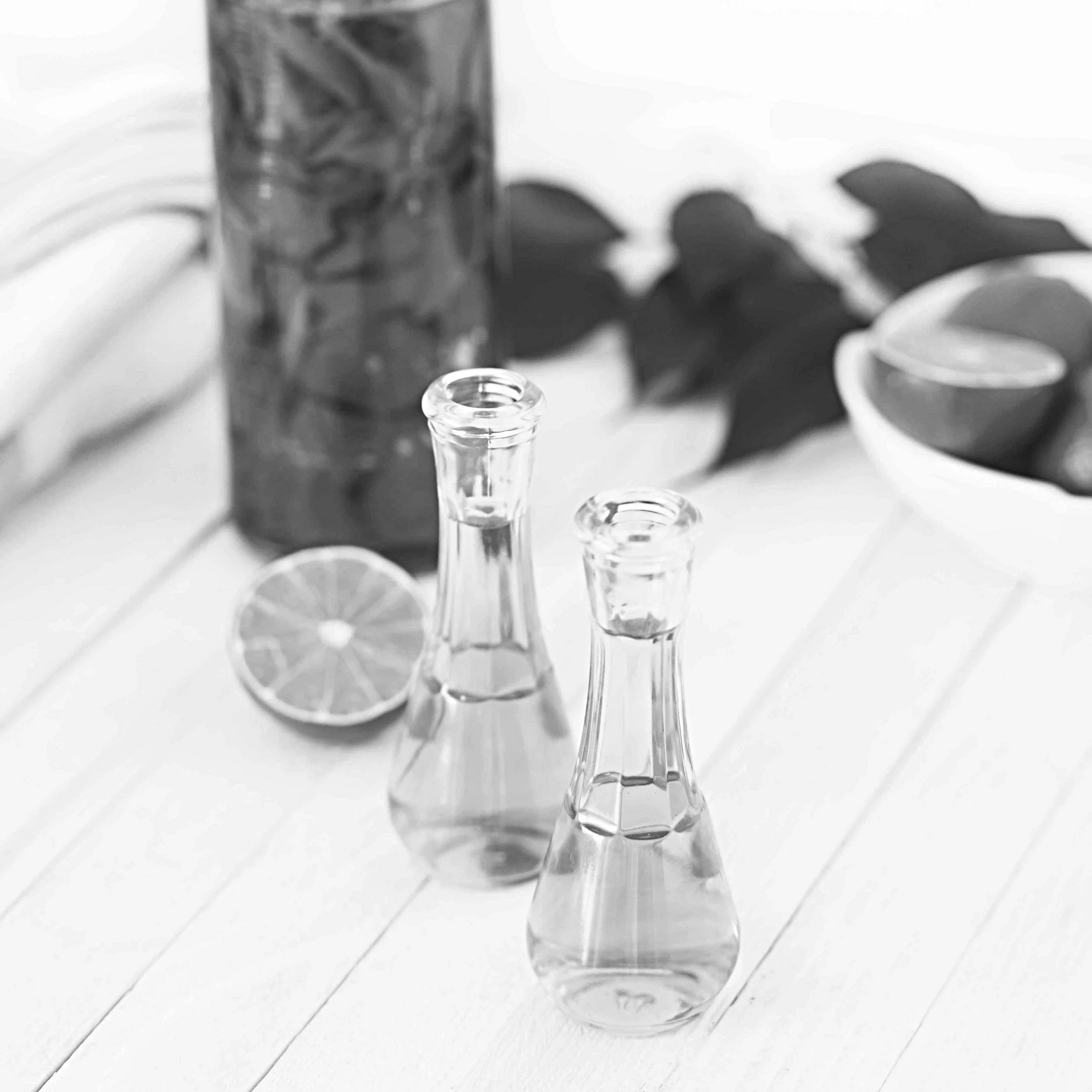 Votre composition essentielle est formulée spécialement pour vous afin de remédier à tous vos tracas du quotidien. Nos mélanges sont faits avec des huiles essentielles chémotypées et bio.