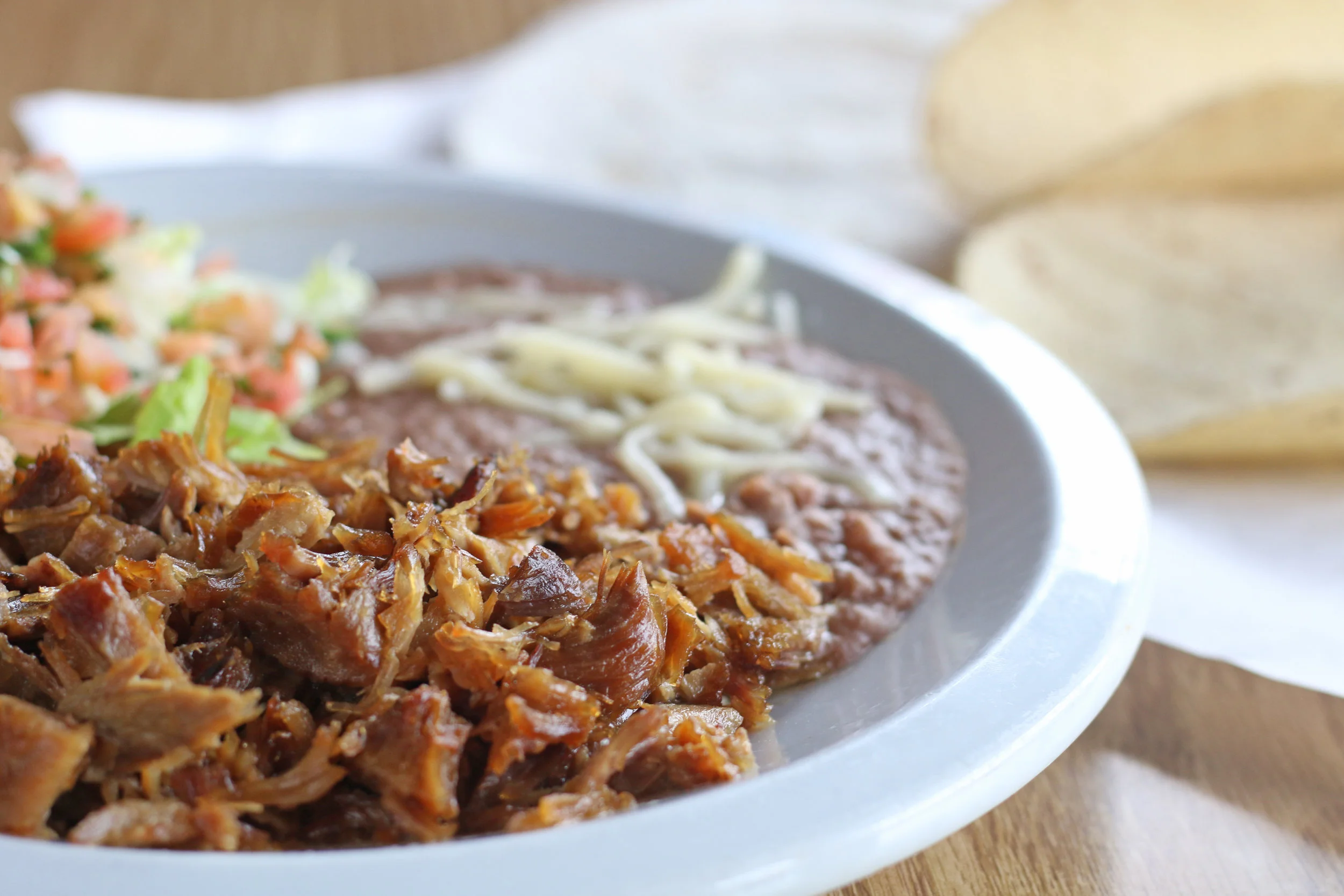  This photoshoot was taken for the Mexican restaurant “La Fonda de Taquito.” This photography was used for a re branding on their website and menu.    I styled the shoot, took the photographs, and edited them. 