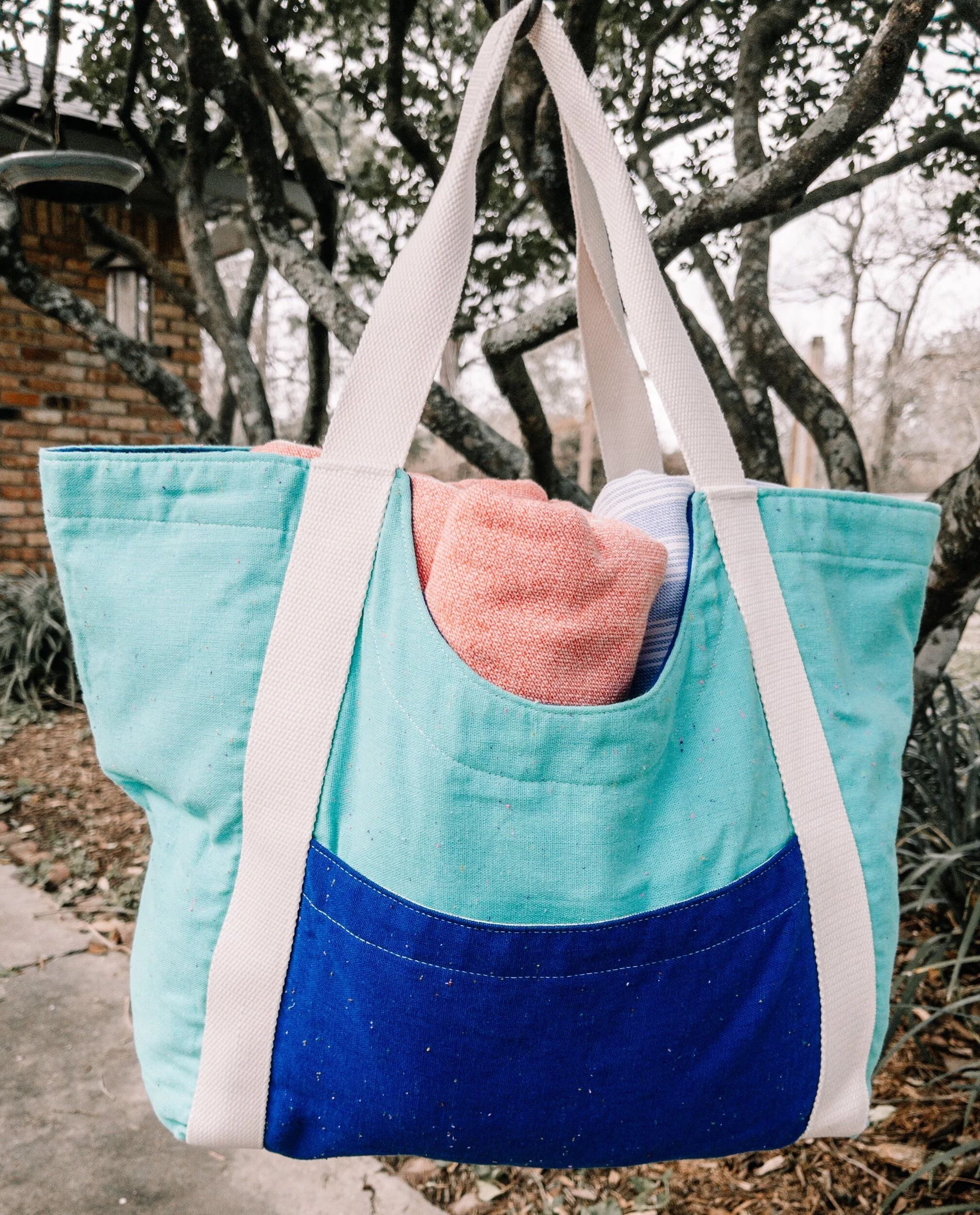 6493BF50-80E4-4727-A5BF-54CDC1A7EAC7