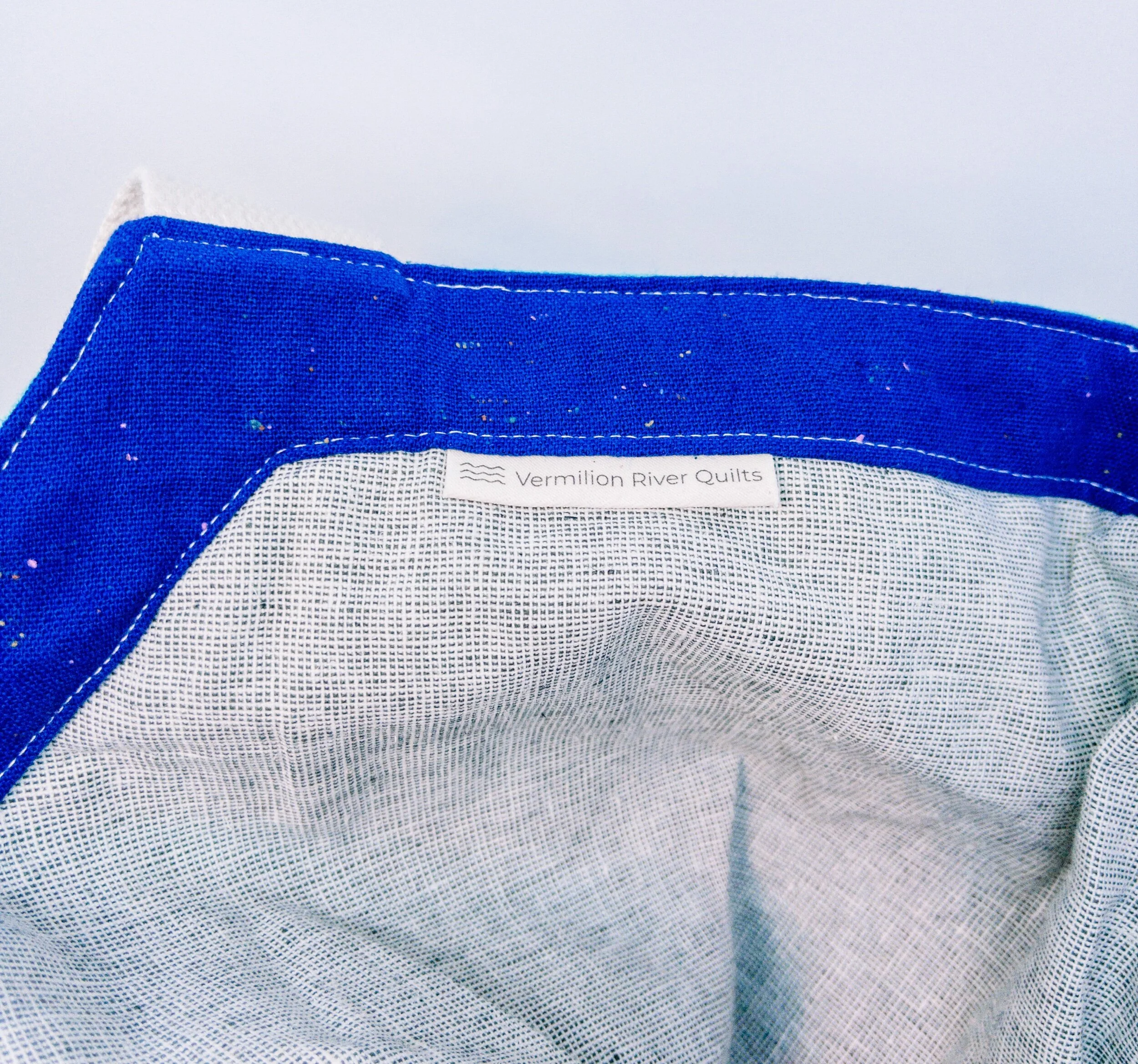 72E81BBB-7427-4F28-A019-94E24E55E3CD