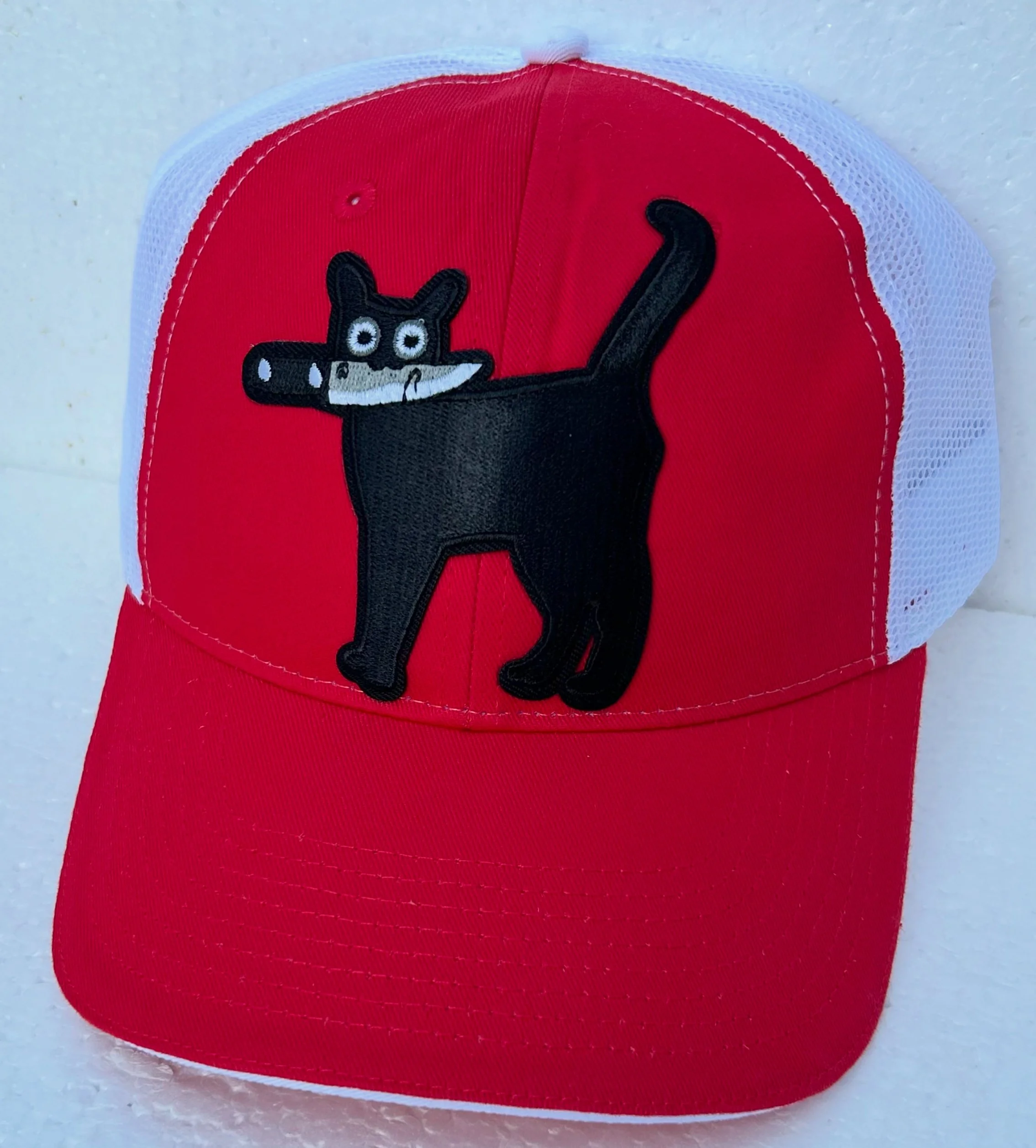red trucker w/black cat
