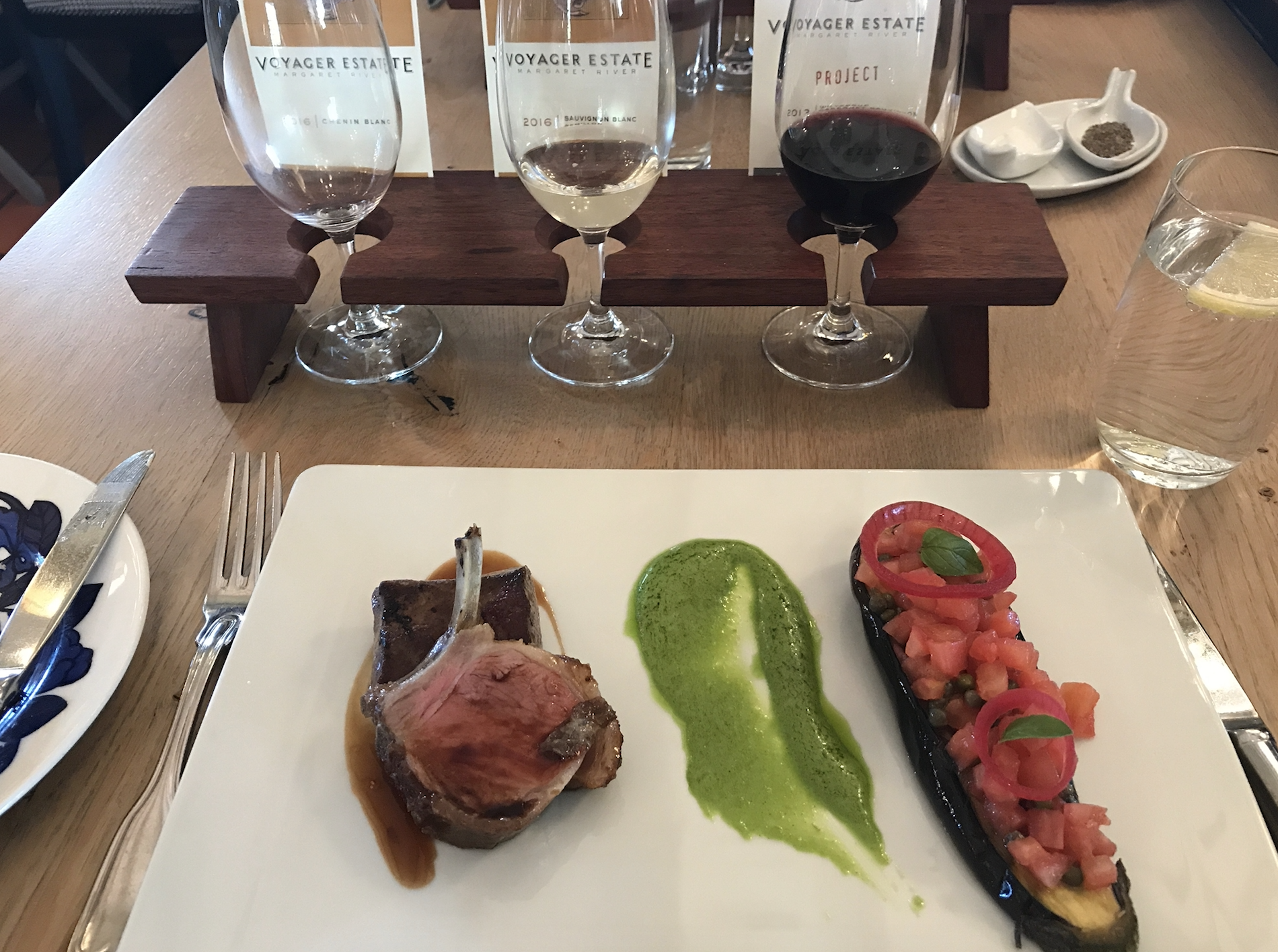 Lunch at Voyager Wine Estate