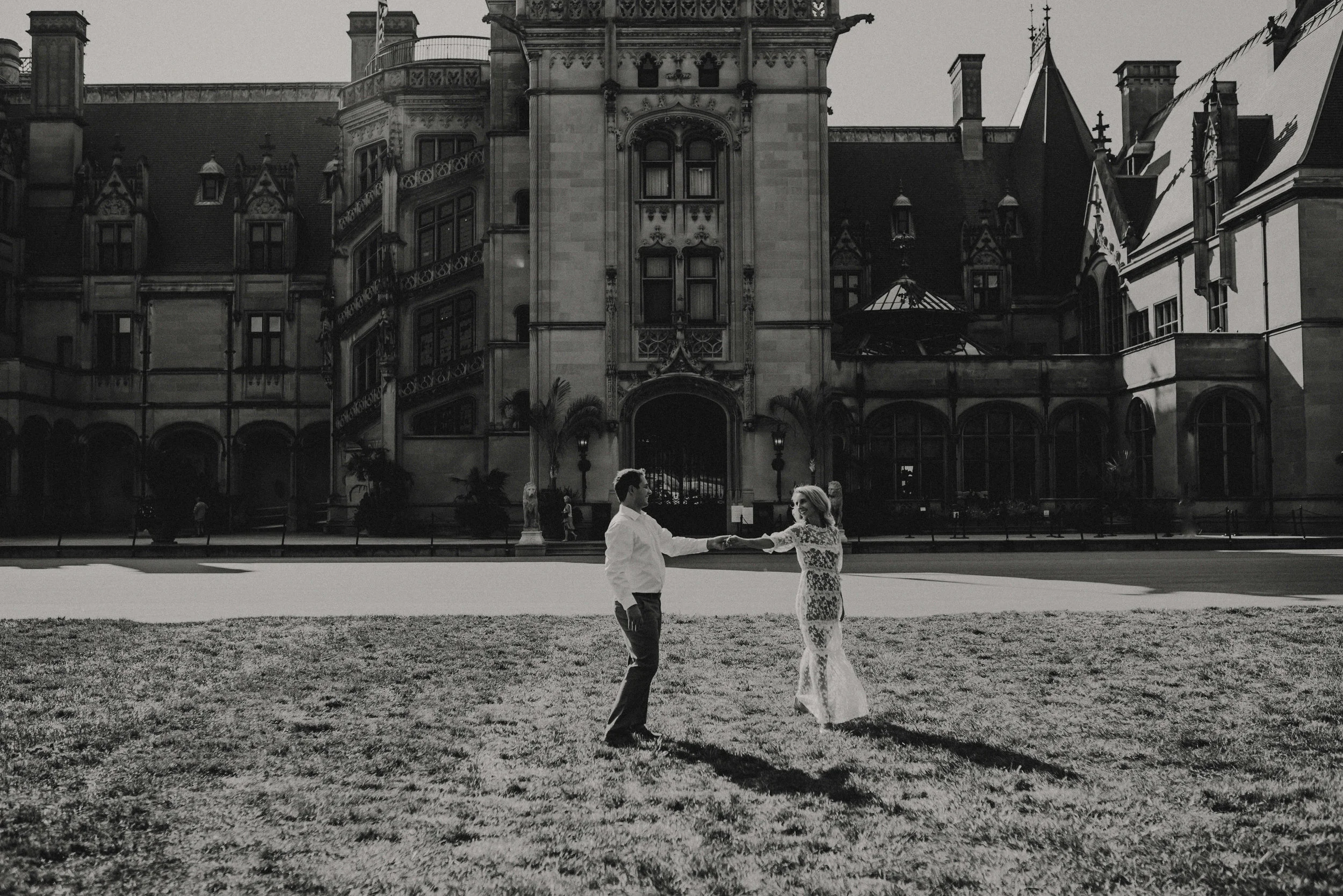 BILTMOREESTATEENGAGEMENT.jpg