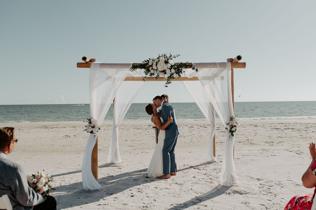 BEN&JACKIE_ST.PETE_WEDDINGDSC_0074.jpg