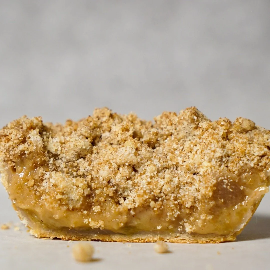 Mini+apple+cider+crumble+pie+1.jpg