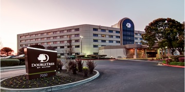 Doubletree Pleasanton at the Club Pleasanton, CA | 3.5 Star | 292 Rooms Status: CURRENT (925) 463-8000