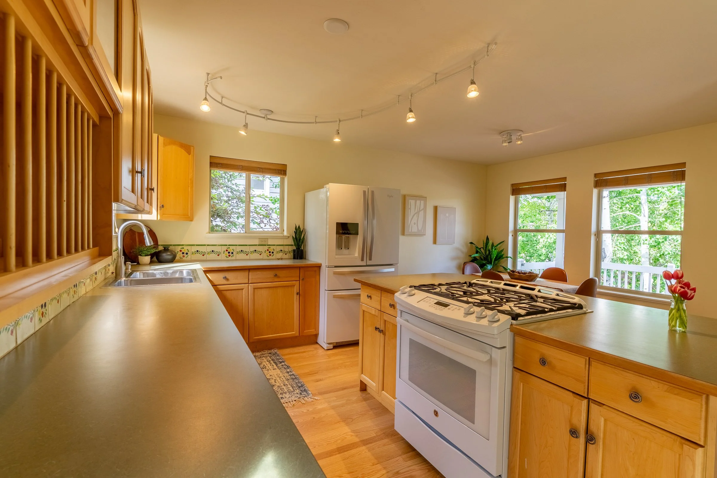 436JenkinsRanchRoad_Interior-5.jpg