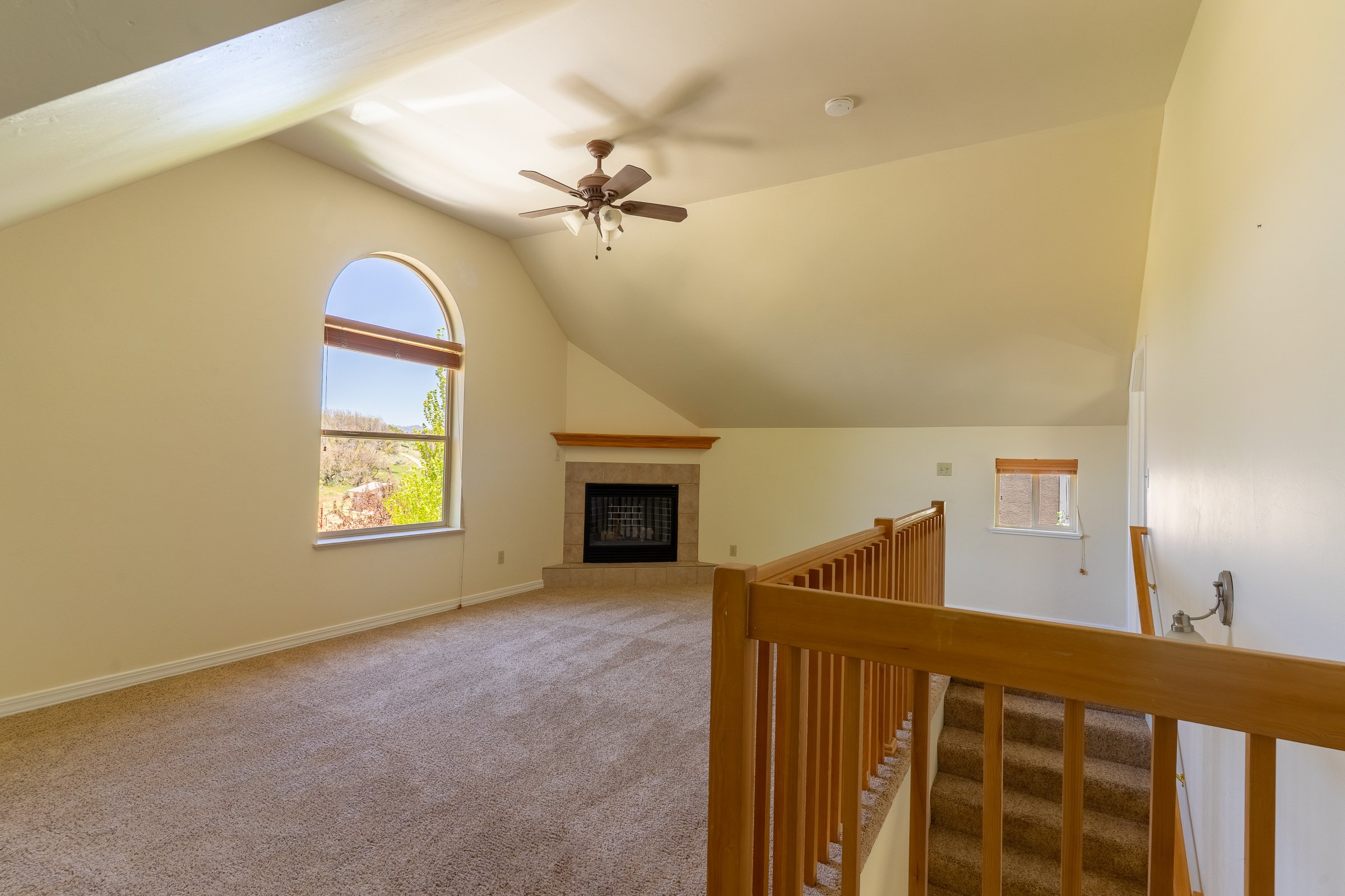 436JenkinsRanchRoad_Interior-15.jpg