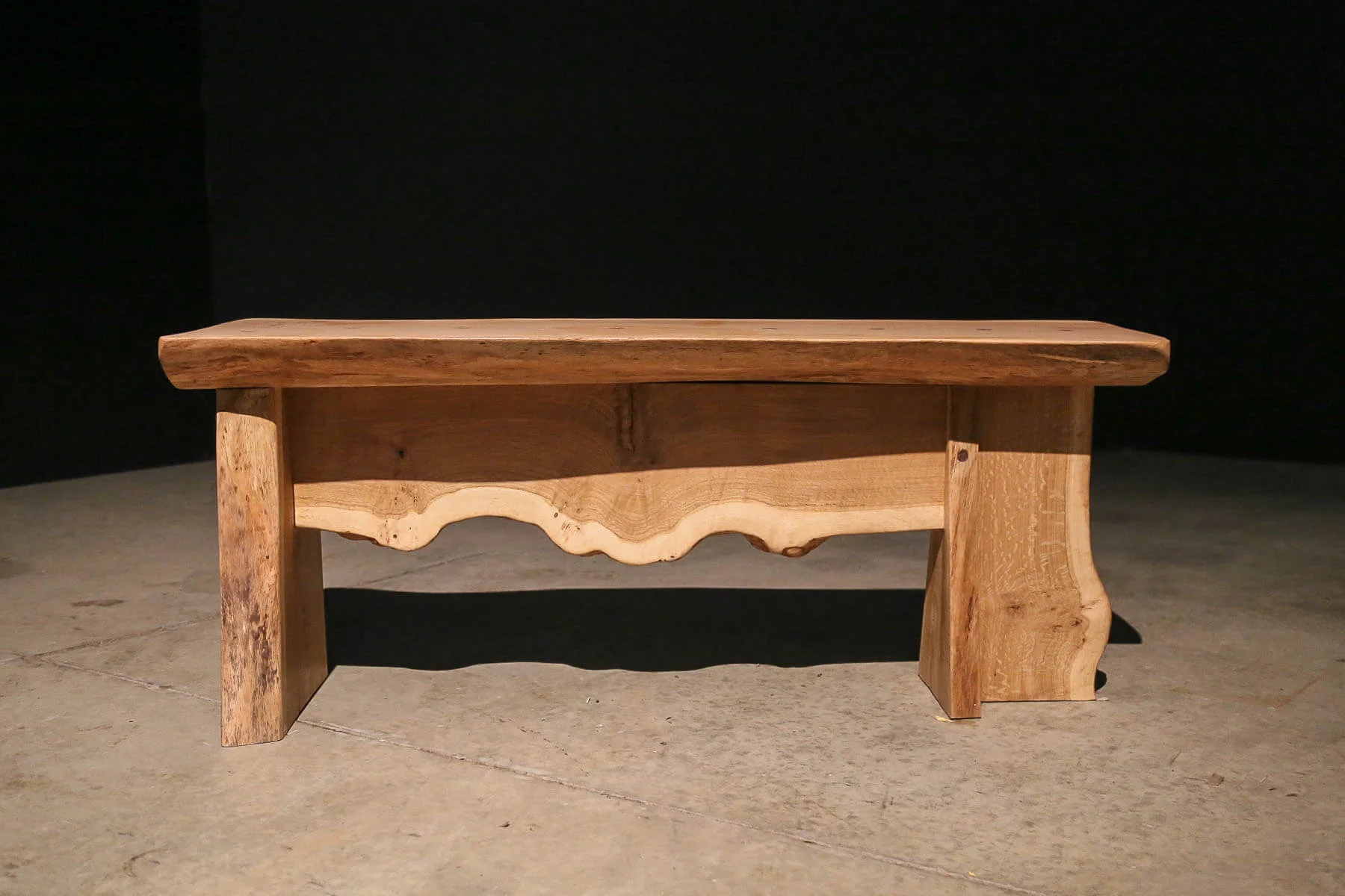 Oak Wing Bench