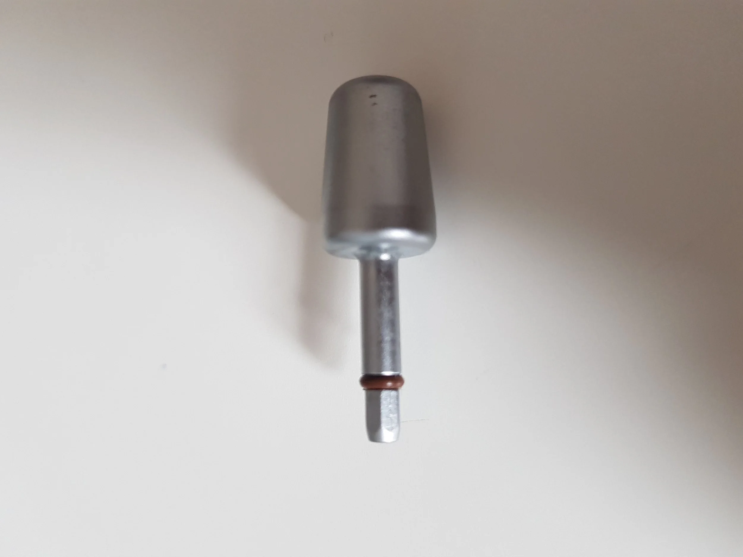 Flow adjustment key.jpg