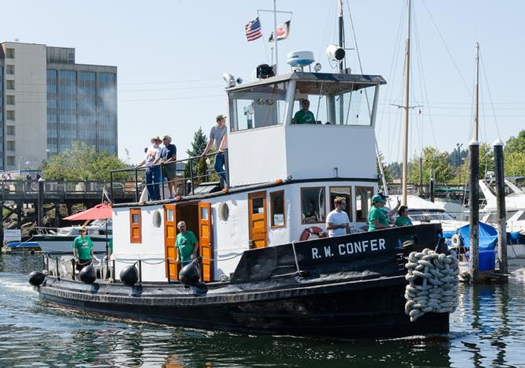 R.W. Confer Heading to the Olympia Harbor Days Vintage Tugboat Races 2016 (Family Photo furnished to OHD)
