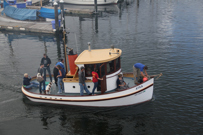 Atka heading to the OHD Tugboat Races (lg Evans Marine Images)